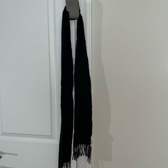NWT New Nordstrom Rack 100% Cashmere Black Rock fronted 10” wide winter Scarf - Picture 1 of 6